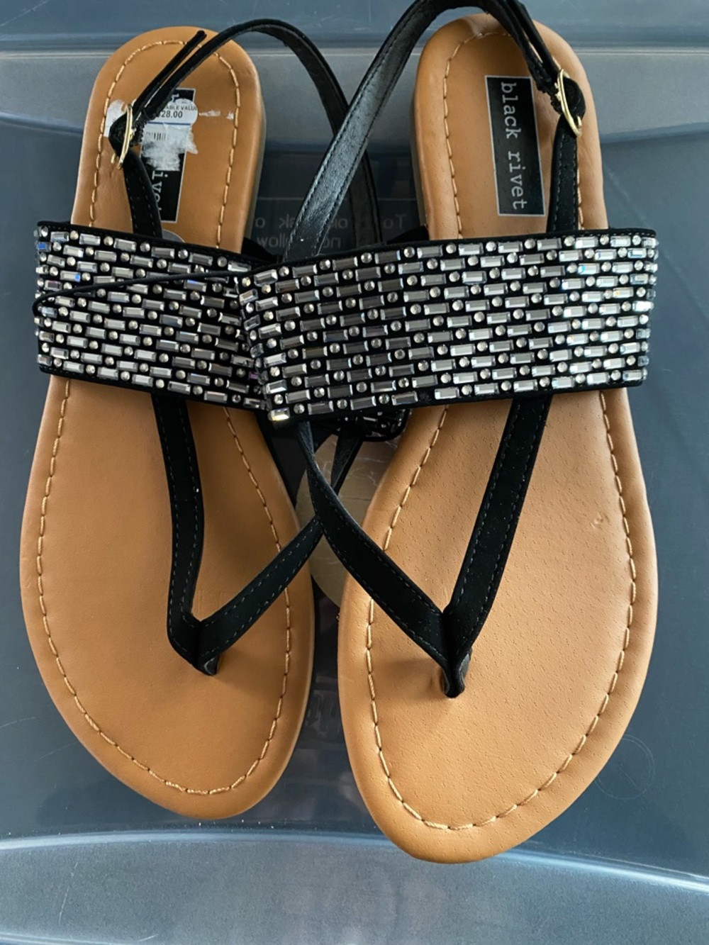 Black Rivet 7 sandals NWT 7W Women Black Tan embellished 7 W flip flops new